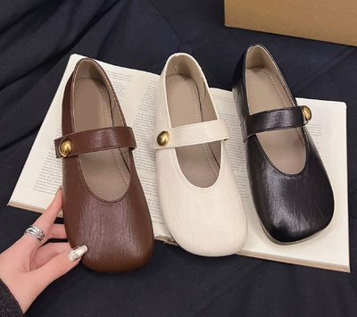 Alondra | Classic Mary Jane Flats